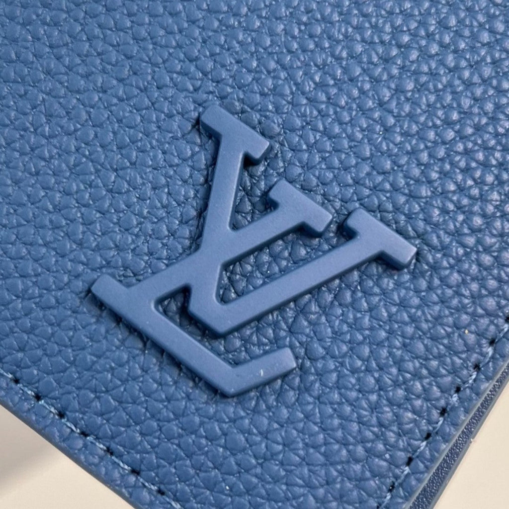 Carteira LV