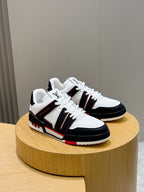 Tênis Louis Vuitton Trainer #54 Low Classic Branco/Preto/Vermeho