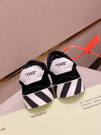 Off-White Vulcanized Black Low Top Sneakers