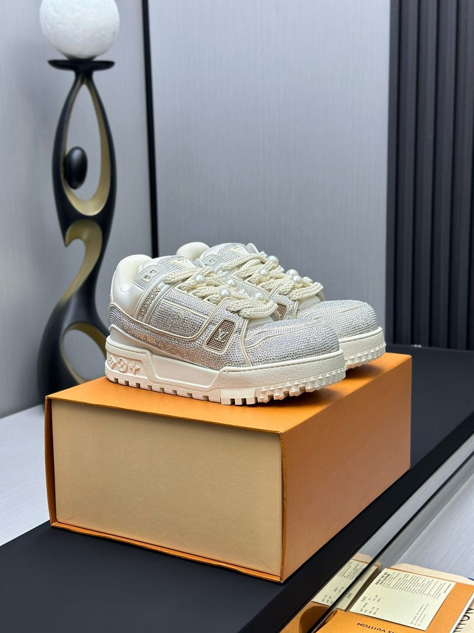 LV Skate