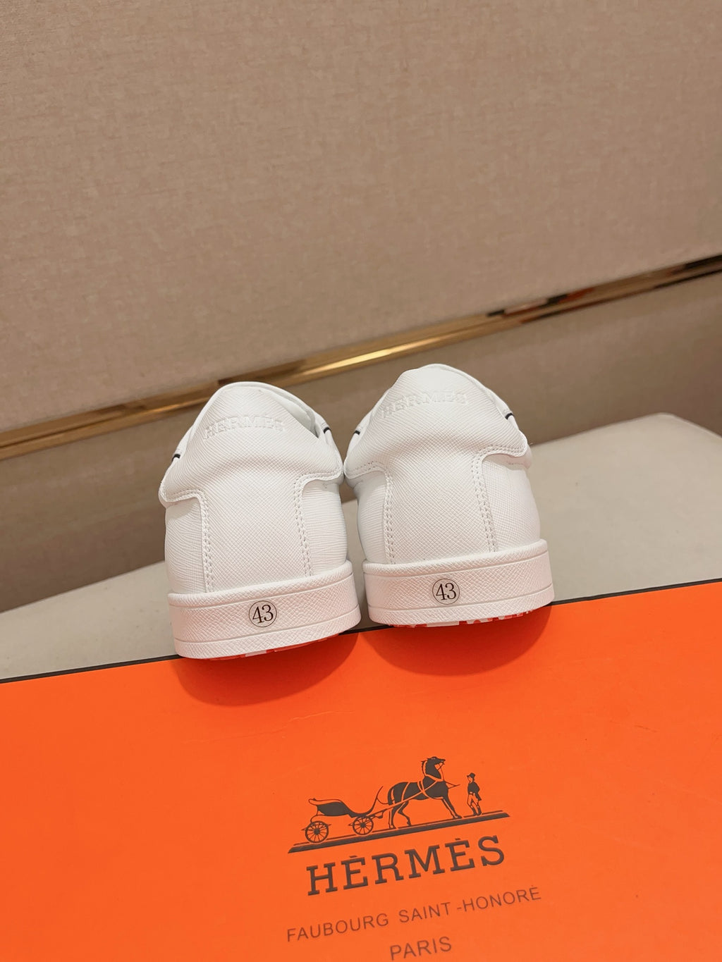Tenis Hermes