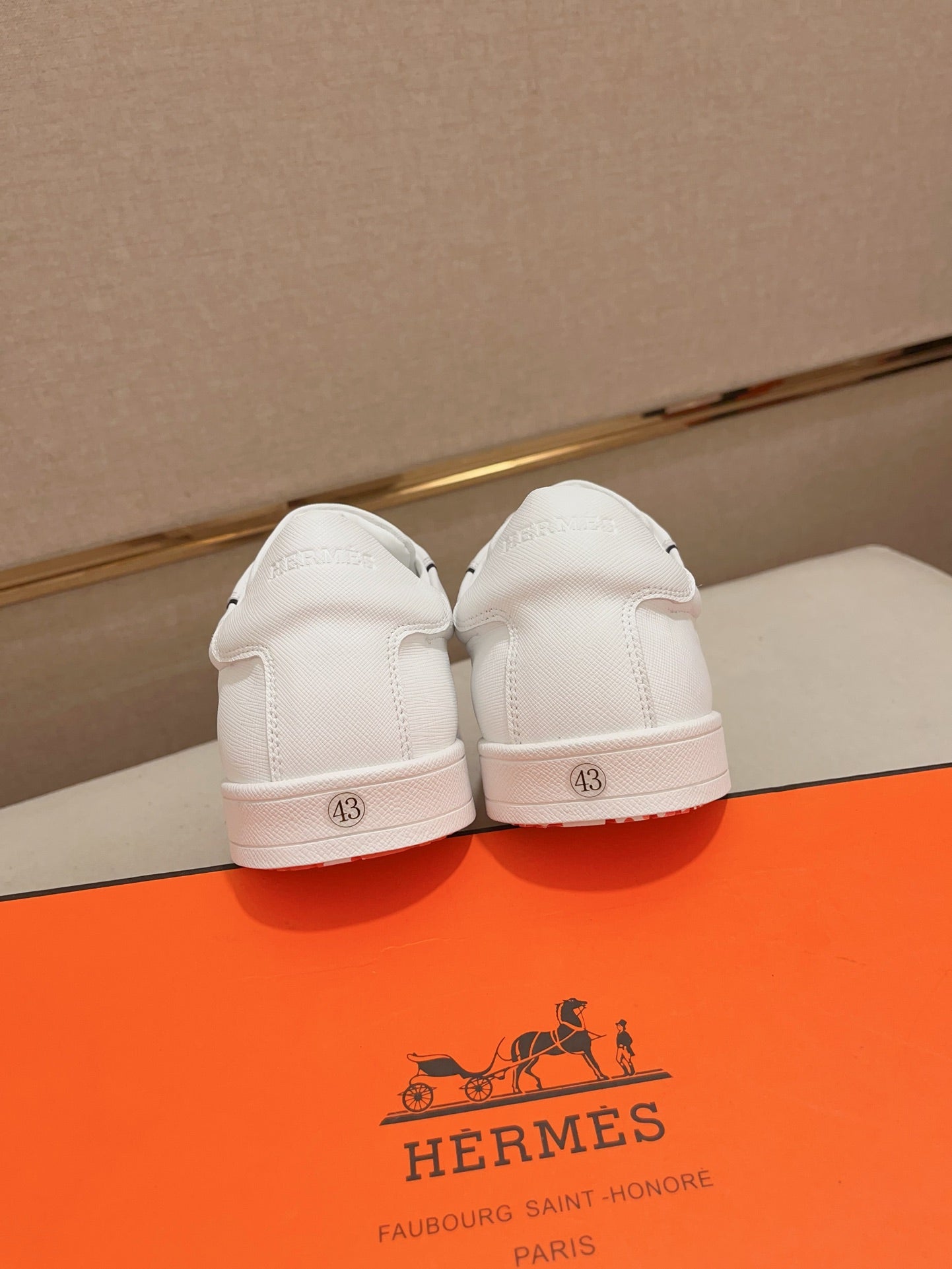 Tenis Hermes