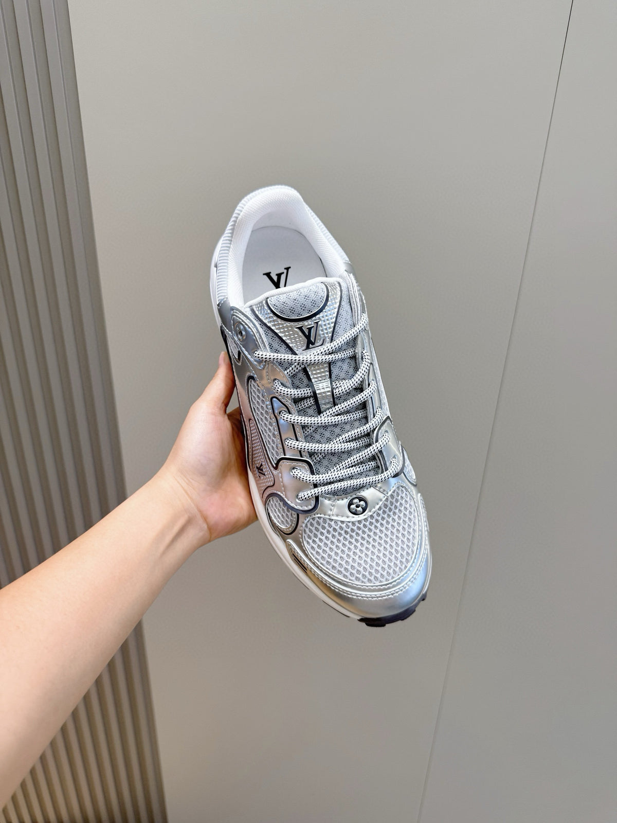 Tênis Louis Vuitton Olympia Women's Grey Sports Sneaker