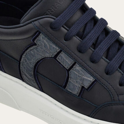 Tênis Ferragamo Low-Top Sneaker With Gancini Detail in Blue