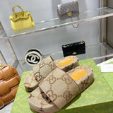 Gucci maxi GG Canvas Slides Camel Ebony