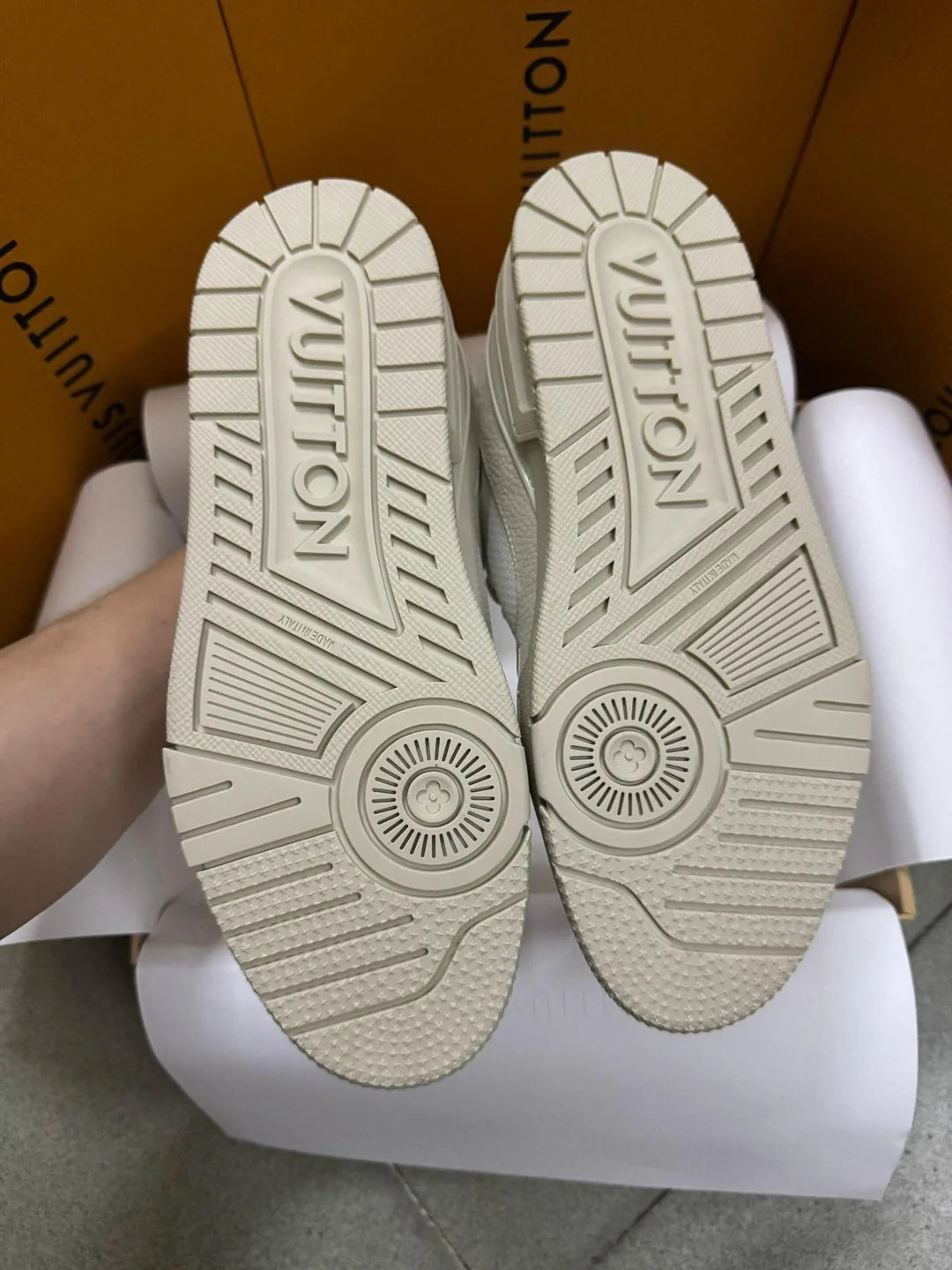 Tênis Louis Vuitton Louis Vuitton Trainer Special