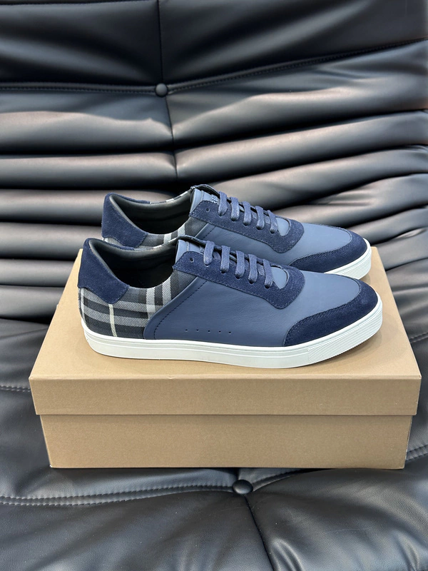 BURBERRY Vintage Check leather Blue