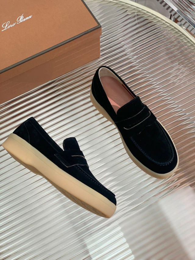 Loro Piana Summer Walk Camurça Preto