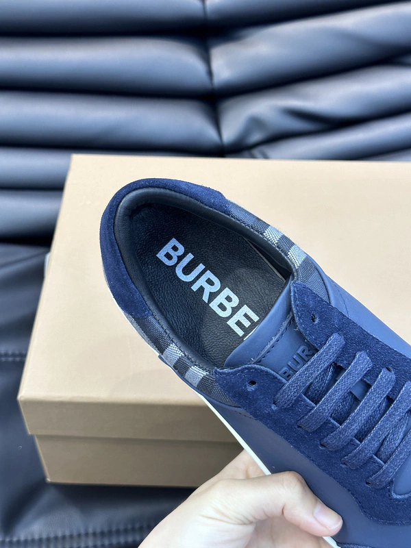 BURBERRY Vintage Check leather Blue