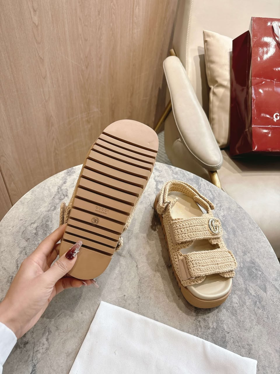 Sandália Gucci Raffia Cotton Crochet GG Sandals