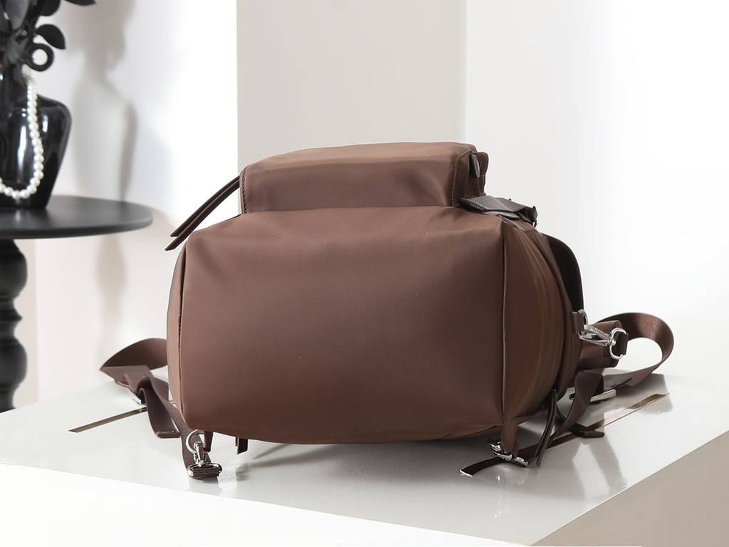 Mochila Prada em Re-Nylon Siena Brown