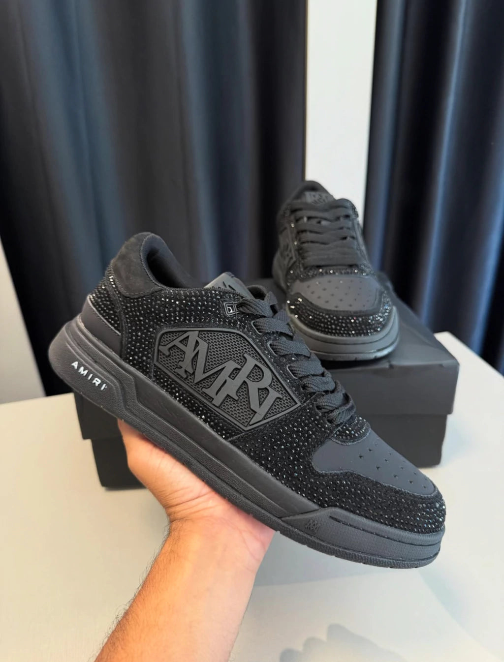 Tênis Amiri Black Crystals MA-1