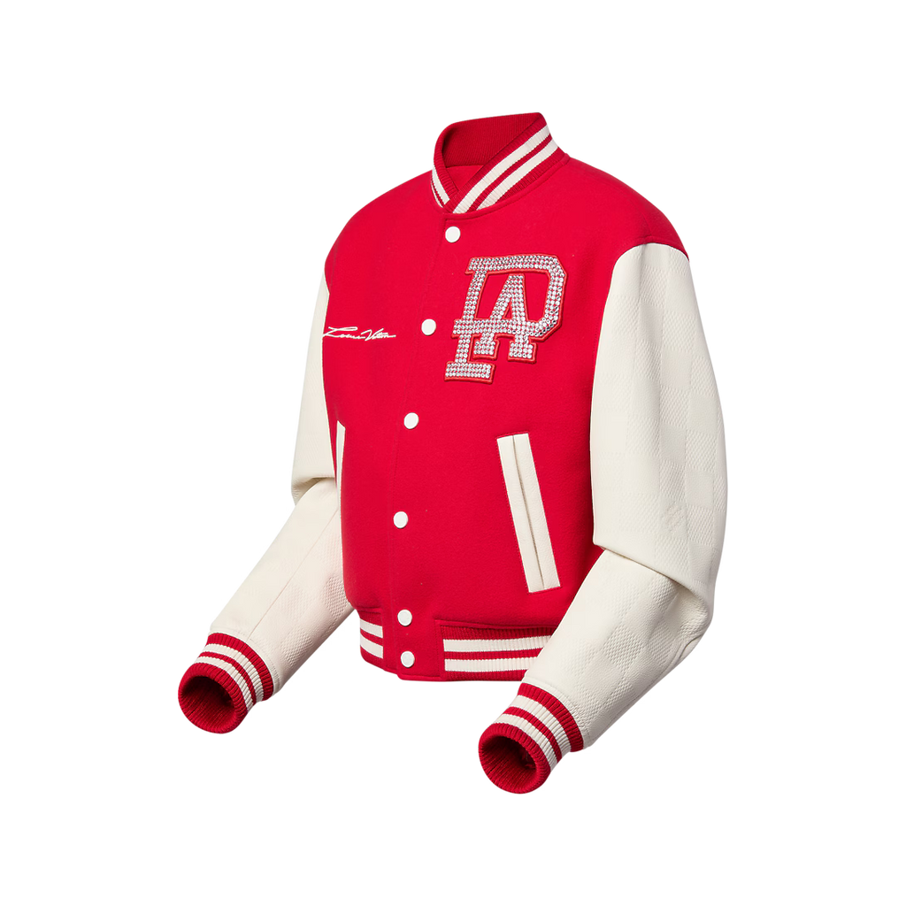 Jaqueta Varsity Louis Vuitton Red Signature Damier Pearl (Pronta Entrega) Tamanho GG
