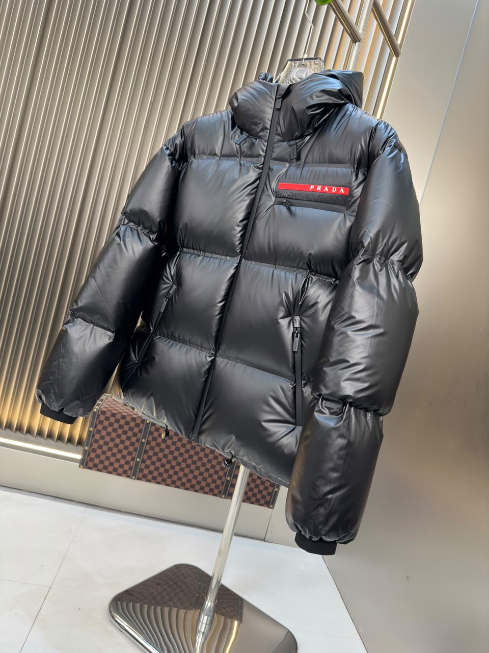 Jaqueta Prada Light Re-Nylon Hooded Puffer