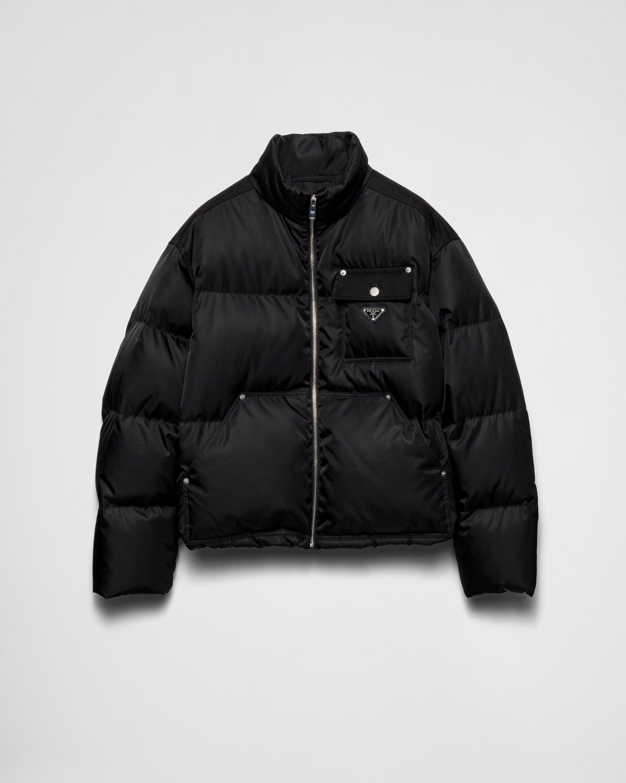 JAQUETA PRADA acolchoada cropped em Re-Nylon Preto
