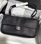 Bolsa Chanel maxi black