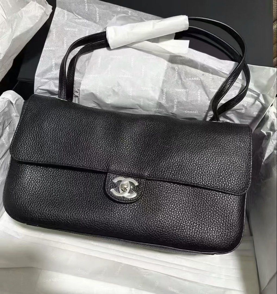 Bolsa Chanel maxi black