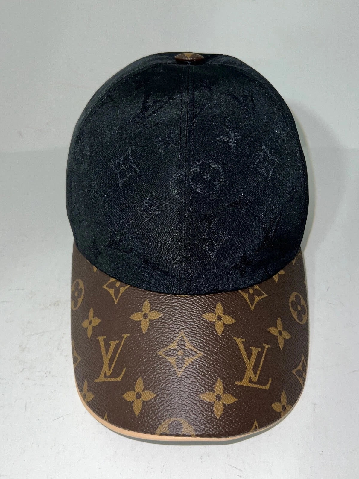 Boné Louis Vuitton LV Get Ready Black Brown